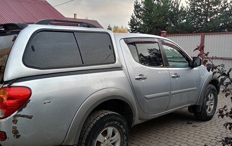 Mitsubishi L200 IV рестайлинг, 2013 год, 1 550 000 рублей, 4 фотография