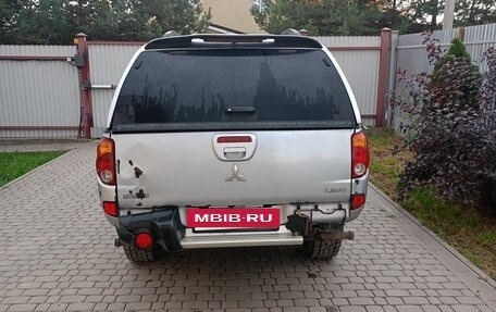 Mitsubishi L200 IV рестайлинг, 2013 год, 1 550 000 рублей, 6 фотография
