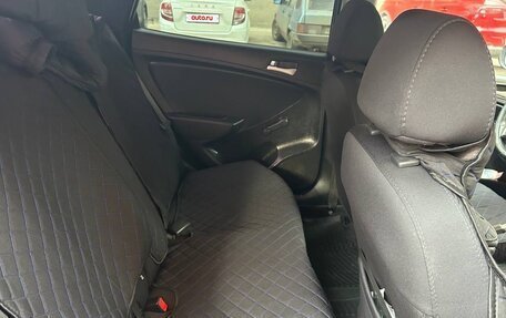 Hyundai Solaris II рестайлинг, 2015 год, 888 000 рублей, 8 фотография