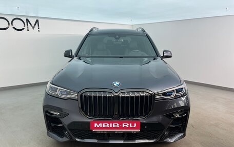 BMW X7, 2021 год, 8 990 000 рублей, 3 фотография