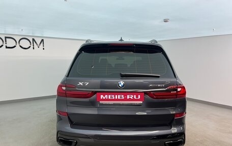 BMW X7, 2021 год, 8 990 000 рублей, 4 фотография