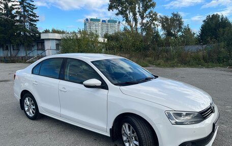 Volkswagen Jetta VI, 2011 год, 1 080 000 рублей, 6 фотография