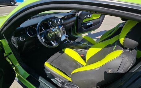 Ford Mustang VI рестайлинг, 2020 год, 3 850 000 рублей, 13 фотография