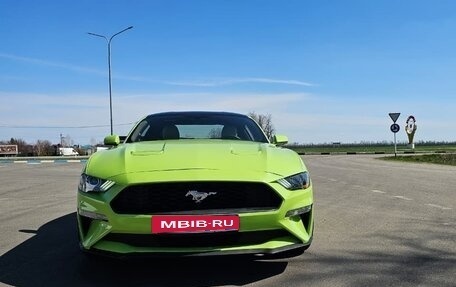 Ford Mustang VI рестайлинг, 2020 год, 3 850 000 рублей, 2 фотография