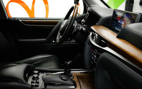 Lexus LX III, 2016 год, 5 597 000 рублей, 32 фотография