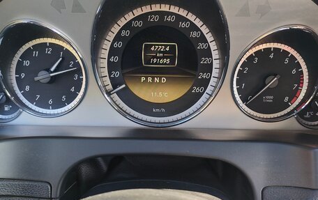 Mercedes-Benz E-Класс, 2011 год, 1 190 000 рублей, 13 фотография