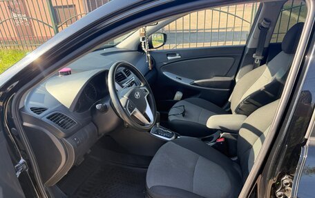 Hyundai Solaris II рестайлинг, 2012 год, 950 000 рублей, 10 фотография