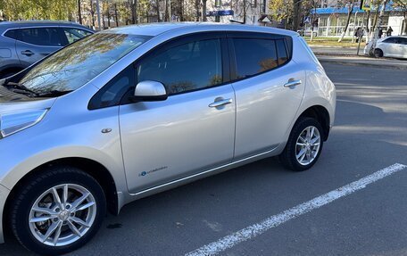 Nissan Leaf I, 2014 год, 630 000 рублей, 4 фотография