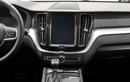 Volvo XC60 II, 2018 год, 2 760 000 рублей, 19 фотография