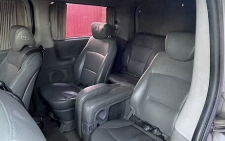 Hyundai Grand Starex Grand Starex I рестайлинг 2, 2012 год, 1 000 000 рублей, 10 фотография