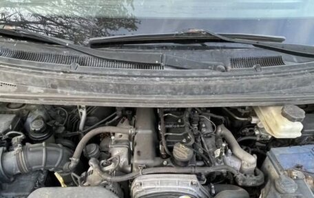 Hyundai Grand Starex Grand Starex I рестайлинг 2, 2012 год, 1 000 000 рублей, 15 фотография