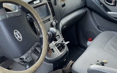 Hyundai Grand Starex Grand Starex I рестайлинг 2, 2012 год, 1 000 000 рублей, 7 фотография