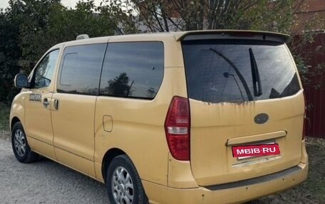 Hyundai Grand Starex Grand Starex I рестайлинг 2, 2012 год, 1 000 000 рублей, 3 фотография
