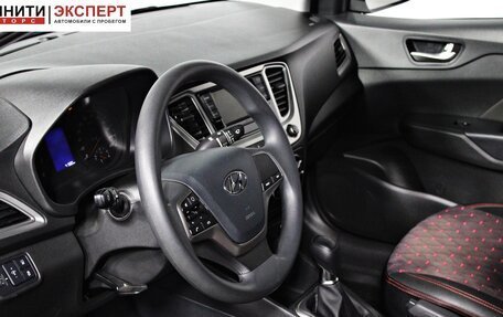 Hyundai Solaris II рестайлинг, 2021 год, 1 657 000 рублей, 11 фотография