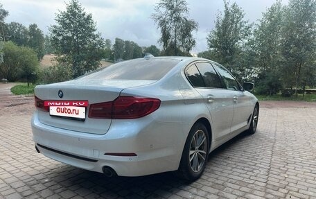 BMW 5 серия, 2019 год, 2 640 000 рублей, 3 фотография