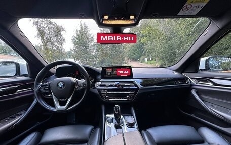 BMW 5 серия, 2019 год, 2 640 000 рублей, 8 фотография