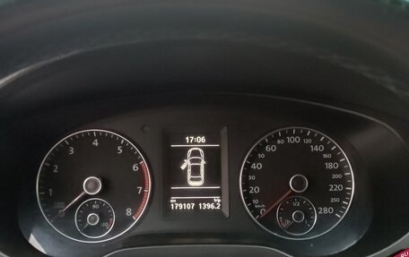 Volkswagen Jetta VI, 2013 год, 700 000 рублей, 1 фотография