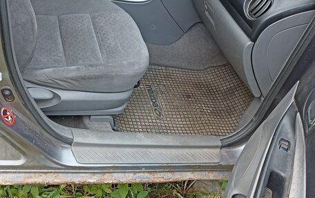 Mazda 6, 2004 год, 210 000 рублей, 13 фотография