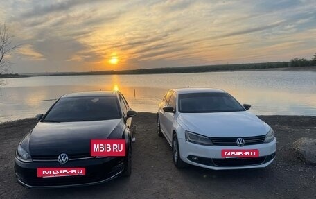 Volkswagen Jetta VI, 2013 год, 700 000 рублей, 10 фотография