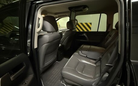 Toyota Land Cruiser 200, 2007 год, 2 400 000 рублей, 8 фотография
