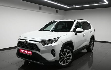 Toyota RAV4, 2020 год, 3 495 000 рублей, 1 фотография