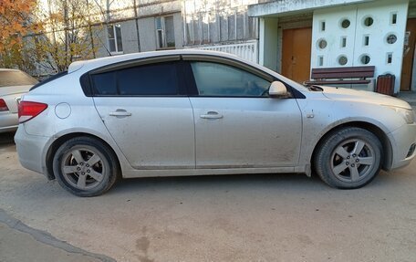 Chevrolet Cruze II, 2012 год, 715 000 рублей, 3 фотография