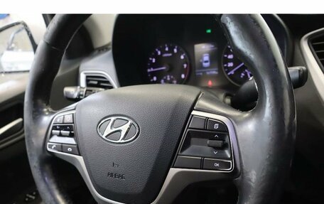 Hyundai Solaris II рестайлинг, 2017 год, 865 500 рублей, 8 фотография