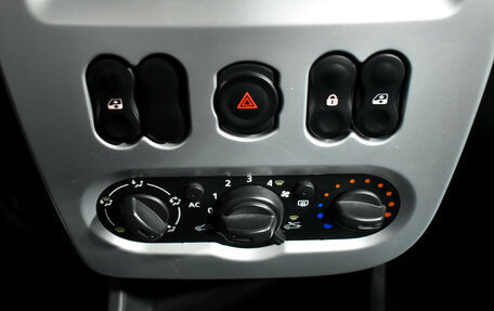 Renault Sandero I, 2012 год, 560 000 рублей, 16 фотография