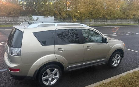 Mitsubishi Outlander III рестайлинг 3, 2008 год, 810 000 рублей, 7 фотография