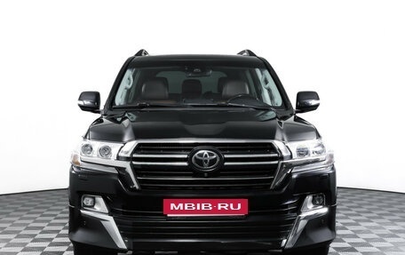 Toyota Land Cruiser 200, 2016 год, 5 490 000 рублей, 2 фотография