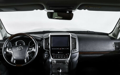 Toyota Land Cruiser 200, 2016 год, 5 490 000 рублей, 17 фотография