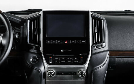 Toyota Land Cruiser 200, 2016 год, 5 490 000 рублей, 14 фотография