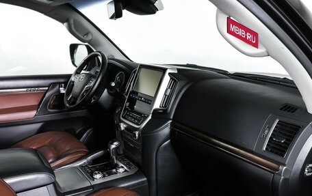 Toyota Land Cruiser 200, 2016 год, 5 490 000 рублей, 11 фотография
