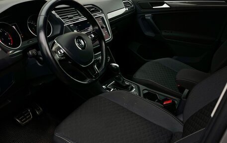 Volkswagen Tiguan II, 2018 год, 2 790 000 рублей, 5 фотография