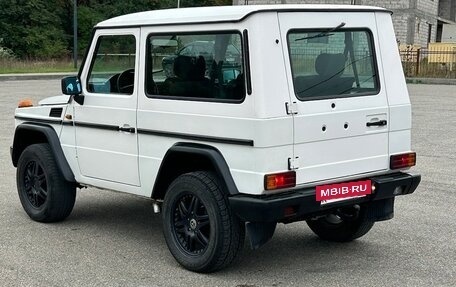 Mercedes-Benz G-Класс W463 рестайлинг _ii, 1995 год, 1 950 000 рублей, 4 фотография