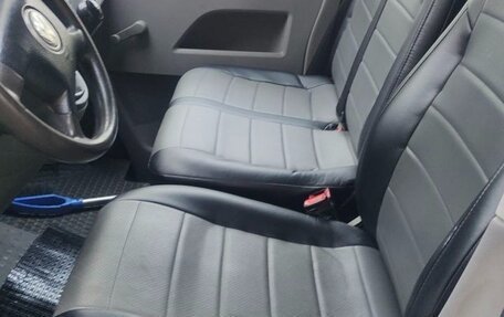 Volkswagen Transporter T5 рестайлинг, 2006 год, 720 000 рублей, 4 фотография