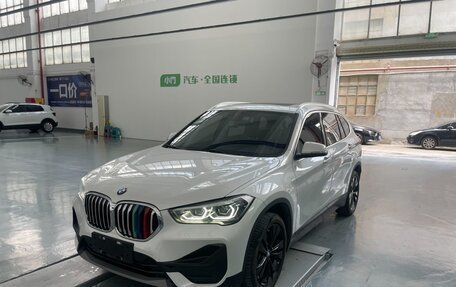 BMW X1, 2020 год, 2 400 000 рублей, 3 фотография