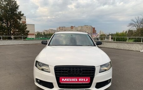 Audi A4, 2010 год, 1 070 000 рублей, 2 фотография