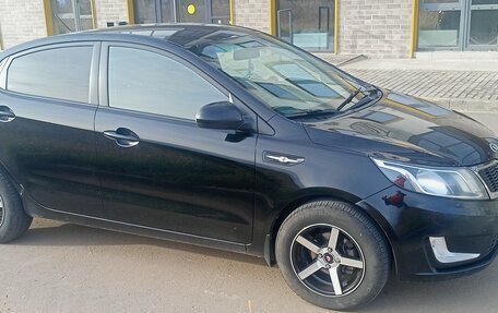 KIA Rio III рестайлинг, 2014 год, 620 000 рублей, 3 фотография