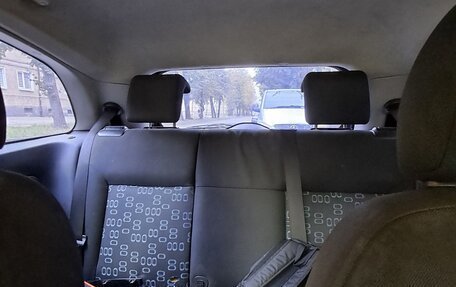 Ford Fiesta, 2004 год, 300 000 рублей, 2 фотография