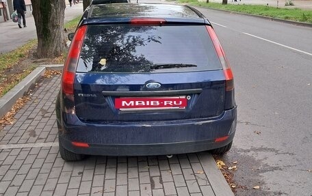 Ford Fiesta, 2004 год, 300 000 рублей, 4 фотография