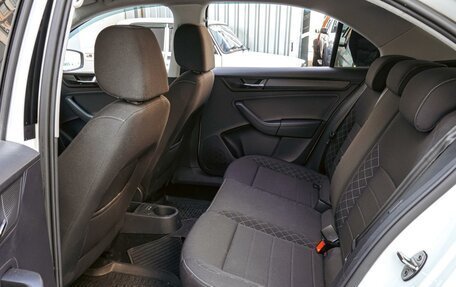 Skoda Rapid II, 2022 год, 1 700 000 рублей, 11 фотография