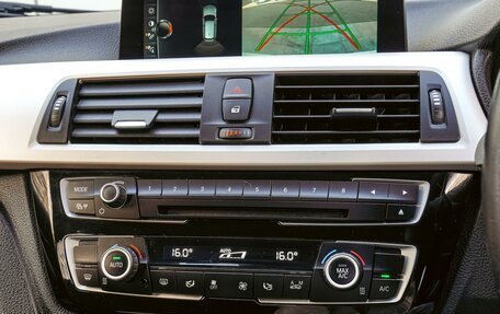 BMW 3 серия, 2017 год, 1 580 000 рублей, 14 фотография