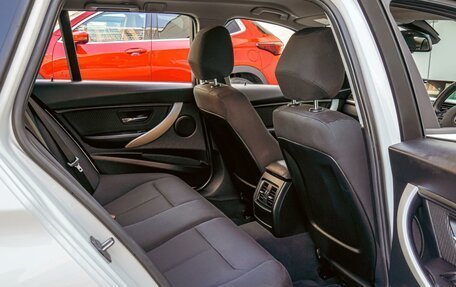 BMW 3 серия, 2017 год, 1 580 000 рублей, 11 фотография