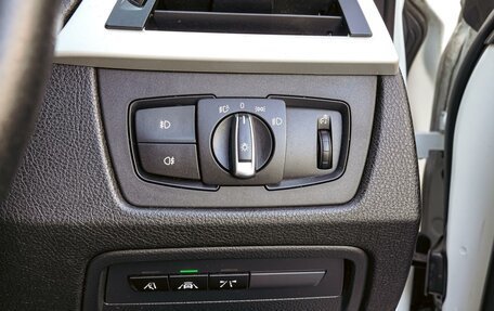 BMW 3 серия, 2017 год, 1 580 000 рублей, 19 фотография