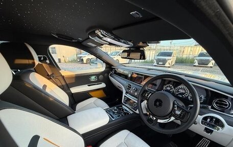 Rolls-Royce Ghost Series II рестайлинг, 2021 год, 33 000 000 рублей, 8 фотография