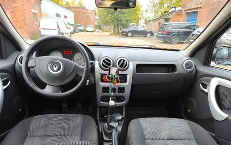 Renault Logan I, 2011 год, 570 000 рублей, 5 фотография