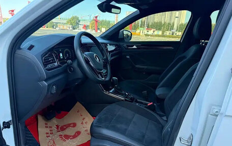 Volkswagen T-Roc I, 2022 год, 1 400 000 рублей, 7 фотография