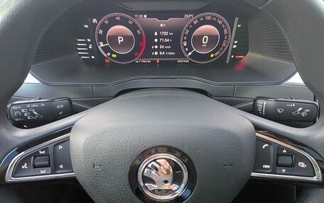 Skoda Superb III рестайлинг, 2022 год, 2 136 000 рублей, 13 фотография