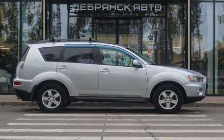 Mitsubishi Outlander III рестайлинг 3, 2011 год, 1 195 000 рублей, 4 фотография